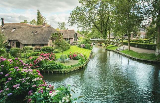 Ngỡ ngàng trước vẻ đẹp của các kênh đào trên thế giới Ngỡ ngàng trước vẻ đẹp của các kênh đào trên thế giới