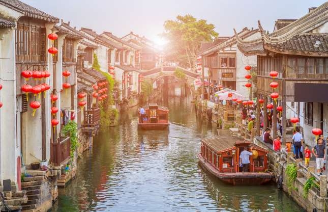 Ngỡ ngàng trước vẻ đẹp của các kênh đào trên thế giới Ngỡ ngàng trước vẻ đẹp của các kênh đào trên thế giới