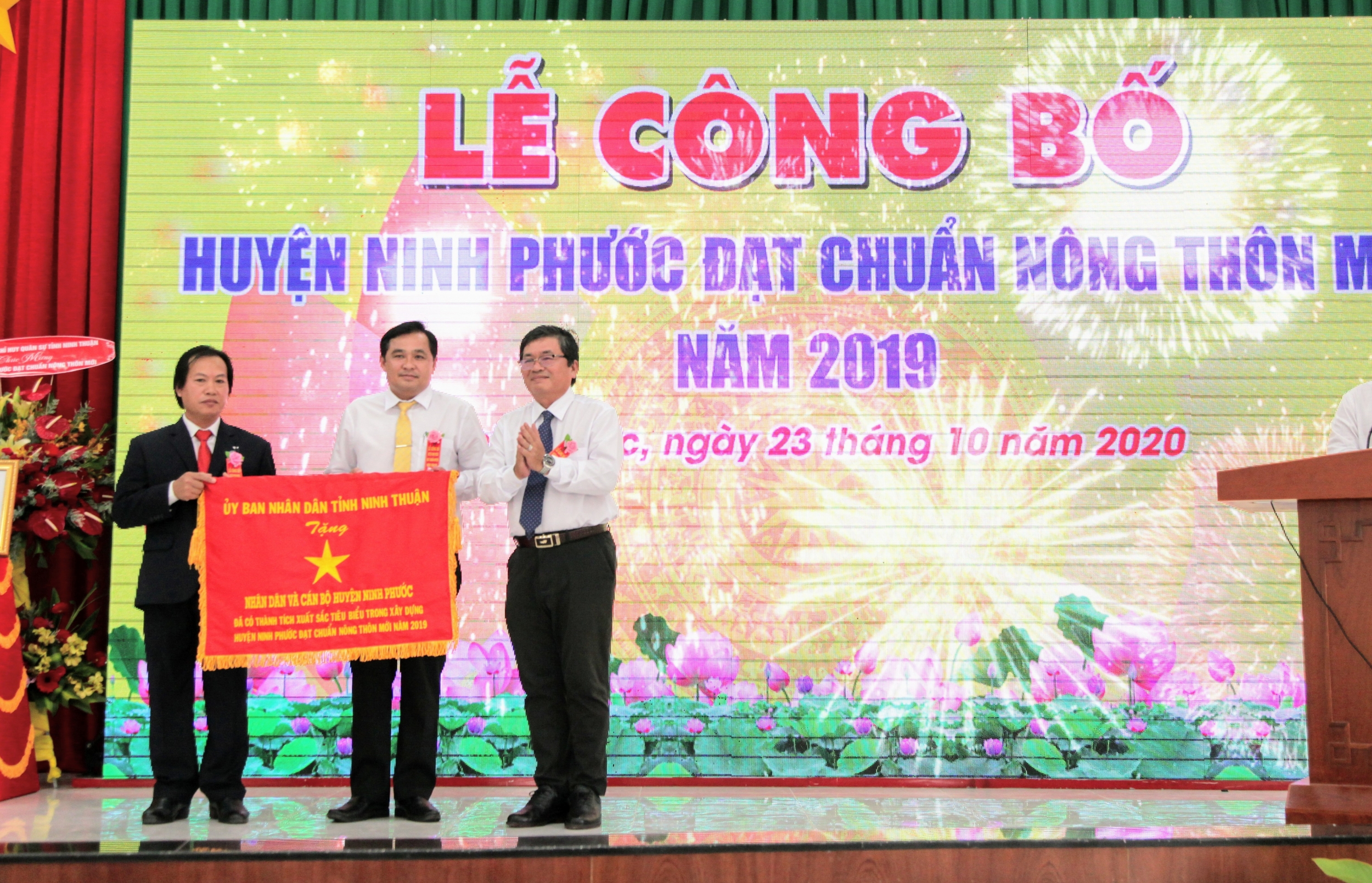 ninh-phuoc-huyen-dau-tien-cua-tinh-ninh-thuan-don-nhan-danh-hieu-huyen-nong-thon-moi