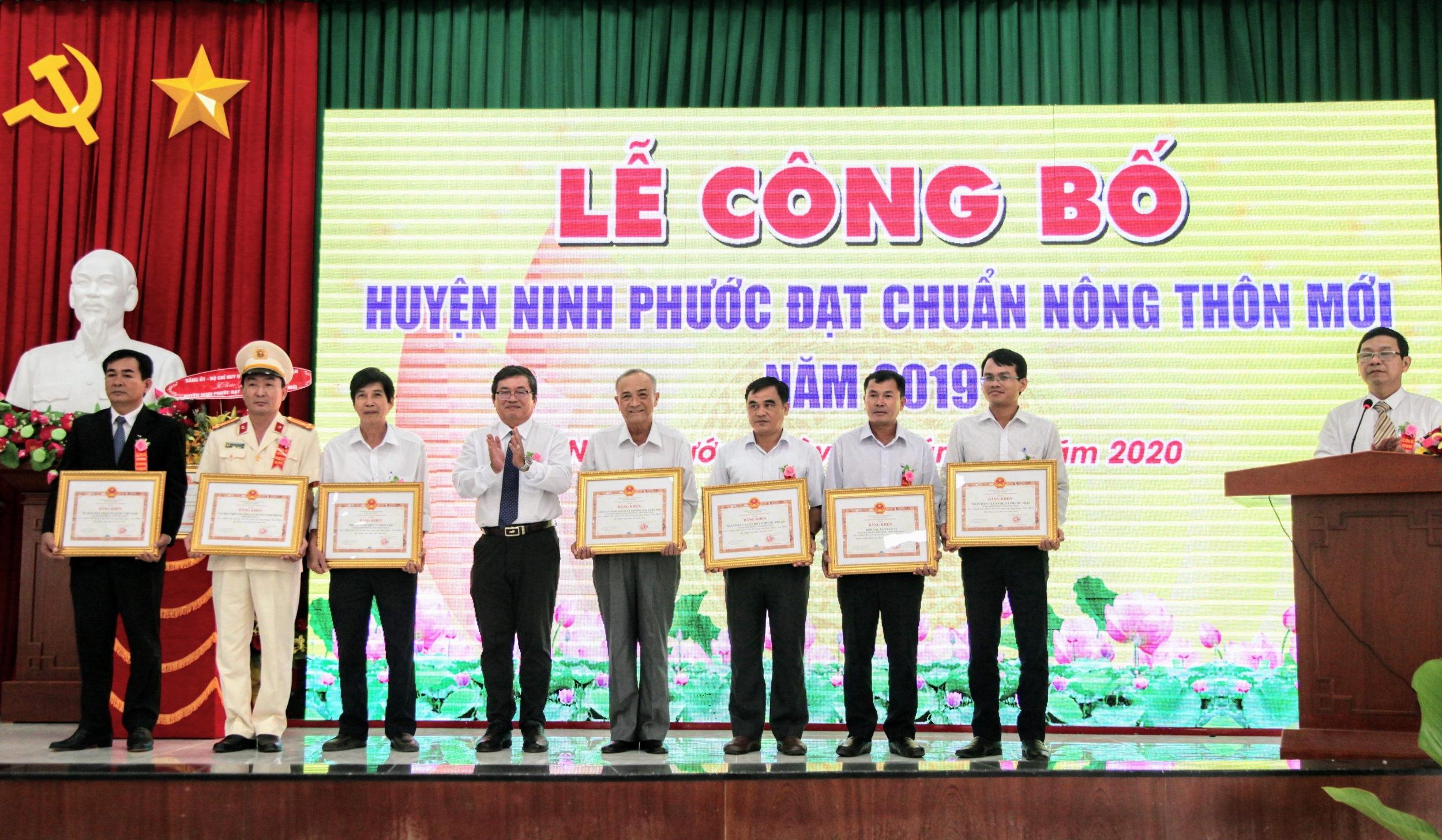 Ninh Phước - huyện đầu tiên của tỉnh Ninh Thuận đón nhận danh hiệu huyện Nông thôn mới