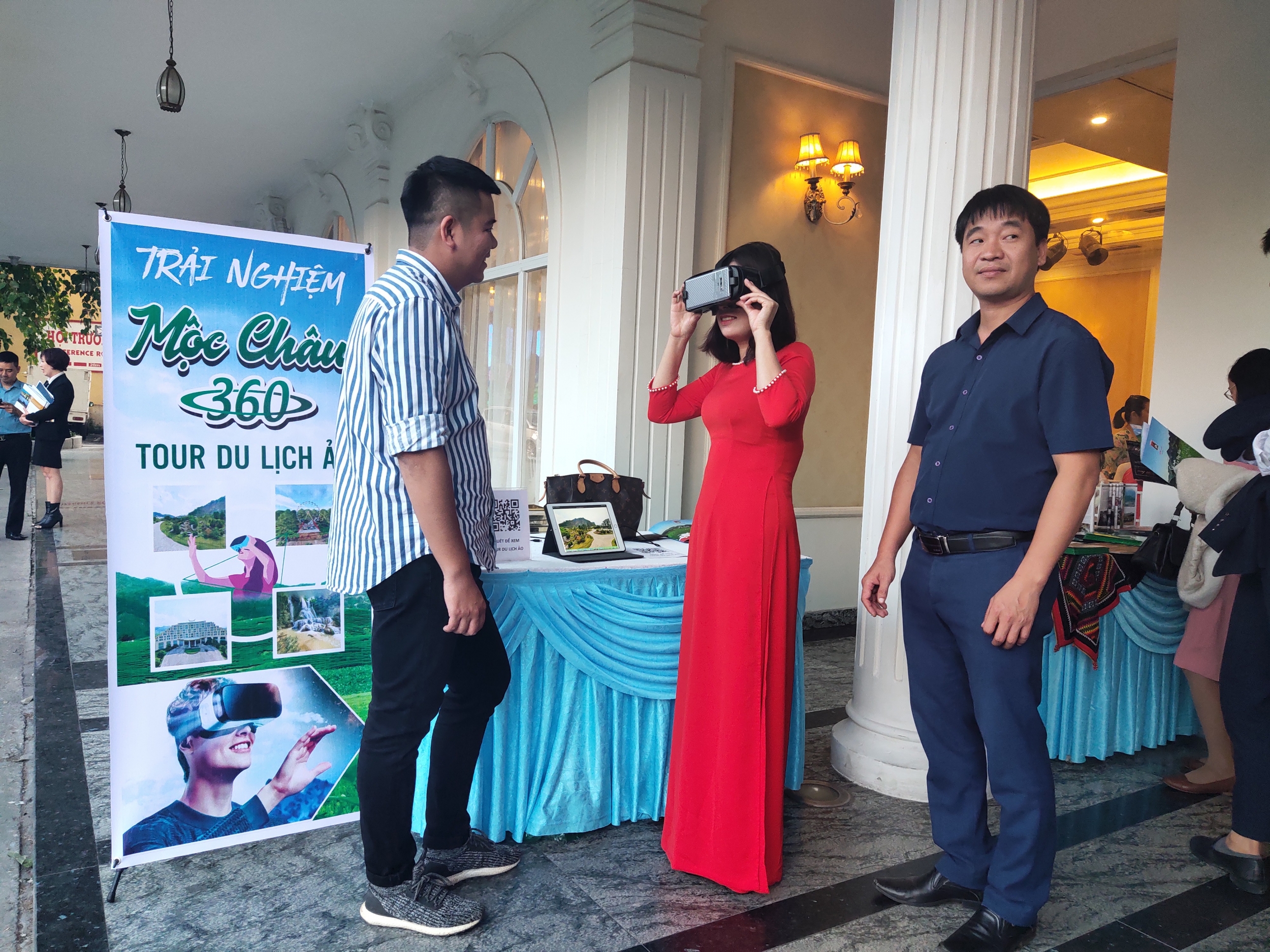 Hội nghị xúc tiến du lịch “Trải nghiệm sắc màu Sơn La” tại Hà Nội