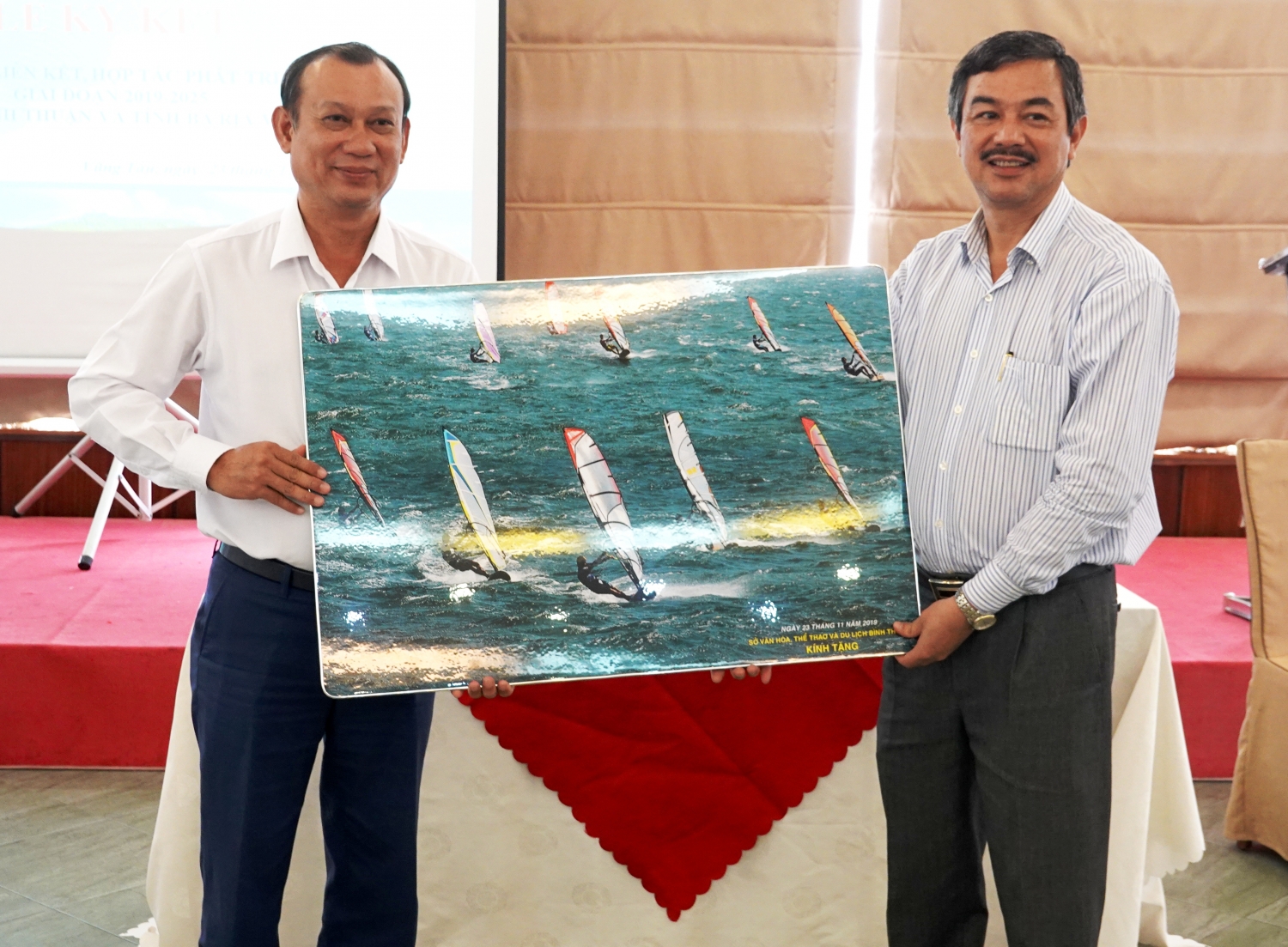 Liên kết phát triển du lịch Bình Thuận và Bà Rịa - Vũng Tàu Liên kết phát triển du lịch Bình Thuận và Bà Rịa - Vũng Tàu