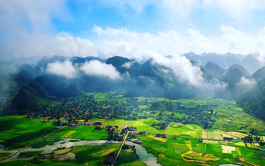 Tháng 12 đón chờ những hoạt động hấp dẫn tại Hòa Bình Tháng 12 đón chờ những hoạt động hấp dẫn tại Hòa Bình