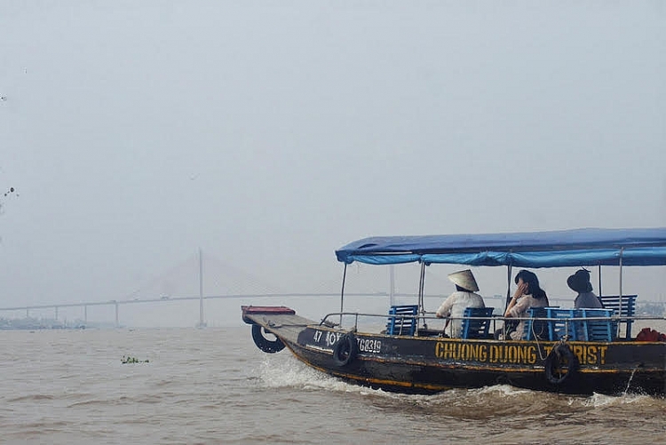 Đến cầu Rạch Miễu, hưởng ngoạn hai ốc đảo xanh mướt trên sông Tiền Đến cầu Rạch Miễu, hưởng ngoạn hai ốc đảo xanh mướt trên sông Tiền