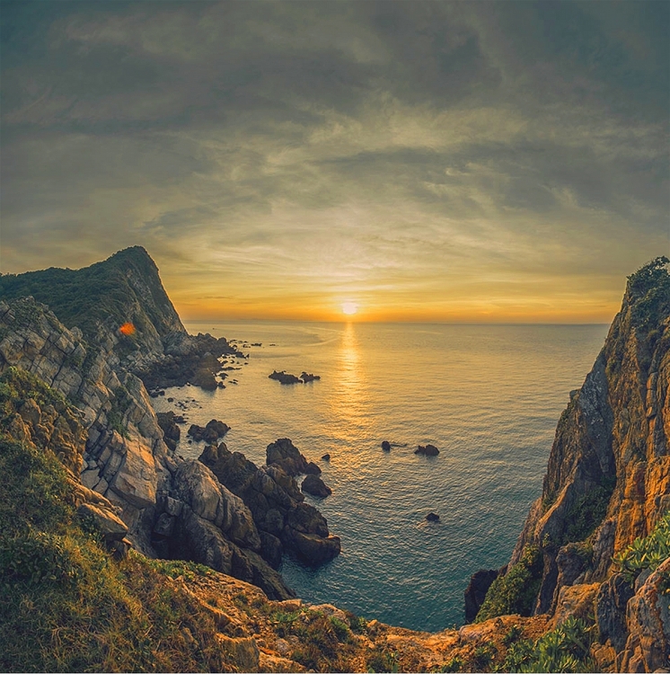 Vân Đồn choàng tỉnh giấc cùng khát khao vươn mình ra thế giới van don choang tinh giac cung khat khao vuon minh ra the gioi