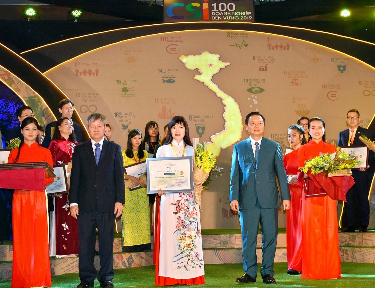 bidv duoc vinh danh top 10 doanh nghiep phat trien ben vung 2019