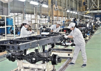 Thách thức để doanh nghiệp tư nhân “hóa rồng”