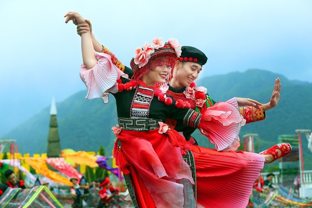 Xứ sở pha lê đẹp ngất ngây tại Sun World Fansipan Legend