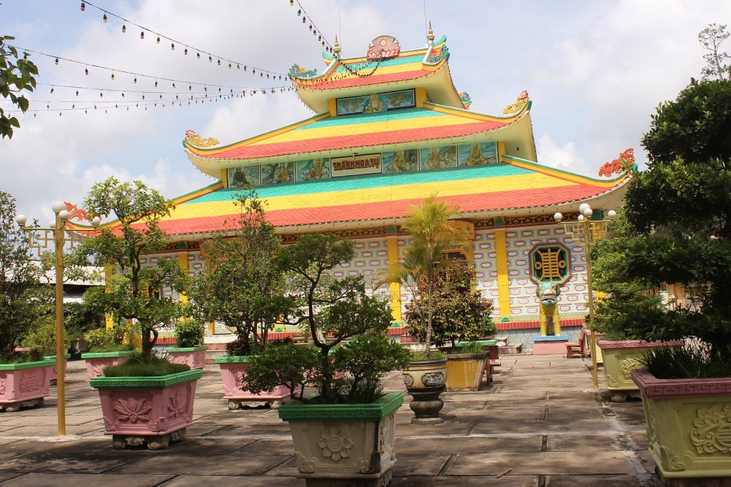 cu lao gieng diem den du lich doc dao hap dan