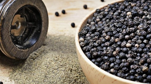 Giá tiêu hôm nay 5/1: Thị trường trong nước điều chỉnh tăng