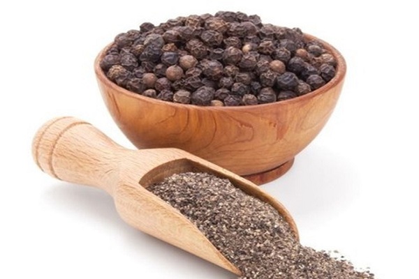 Giá tiêu hôm nay 22/11: Dao động quanh mốc 58.000 – 61.500 đồng/kg.