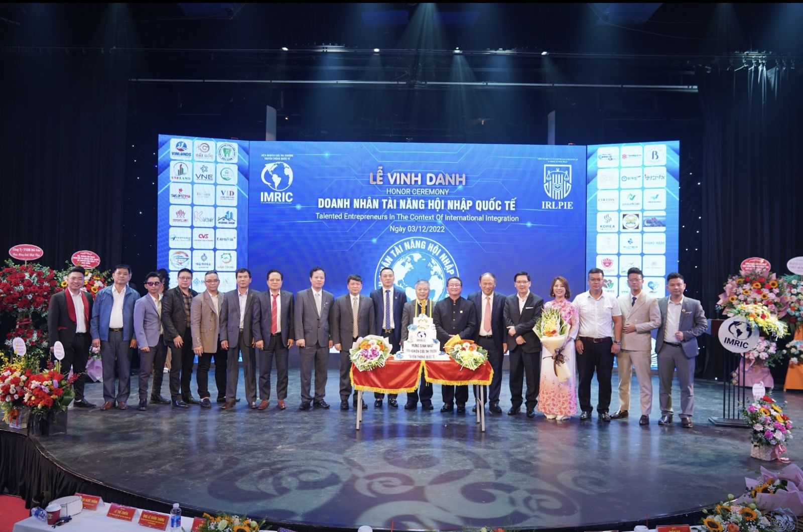 Viện IMRIC tổ chức Lễ Vinh danh cho các doanh nhân xuất sắc năm 2022