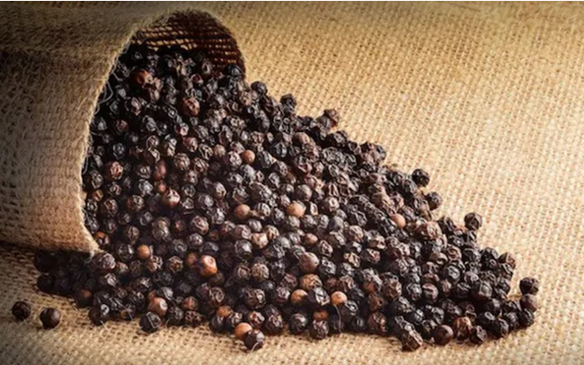 Giá tiêu hôm nay 8/12: Duy trì ổn định
