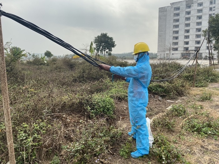 EVNNPC đảm bảo hoạt động kinh doanh và dịch vụ khách hàng ứng phó dịch bệnh Covid 19
