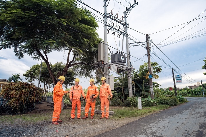 EVNNPC đảm bảo cung cấp điện trong dịp Lễ Noel, Tết Dương lịch và Tết Nguyên đán Tân Sửu