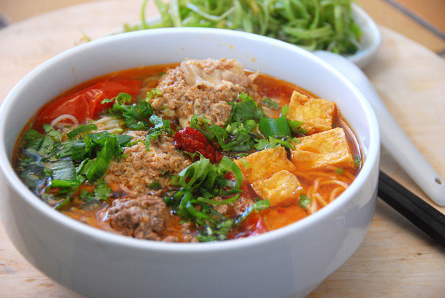 nhung mon ngon viet duoc bao nuoc ngoai ca ngoi trong nam 2018