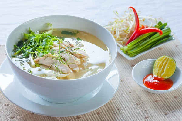 nhung mon ngon viet duoc bao nuoc ngoai ca ngoi trong nam 2018