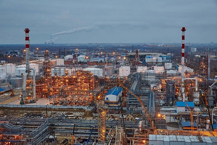 Tòa tuyên bố phá sản đối với nhà máy lọc dầu lớn nhất Nga - Antipinsky toa tuyen bo pha san doi voi nha may loc dau lon nhat nga antipinsky