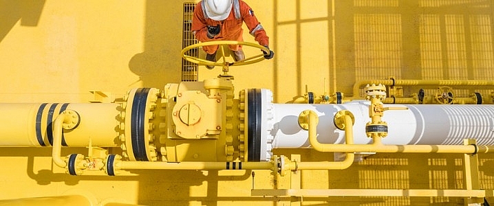 Tồn kho dầu thô của Mỹ tiếp tục giảm