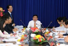 mac no 32 ngan ti suc khoe cua bau duc co dang lo