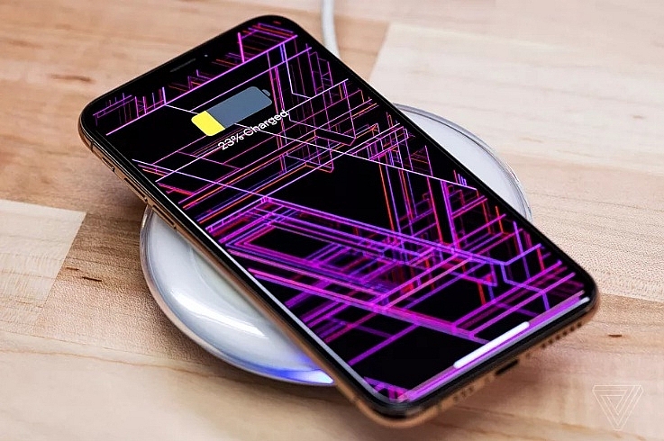 iphone 2019 co the sac khong day nguoc giong smartphone samsung