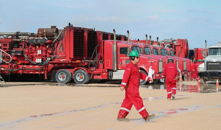 Halliburton và Schlumberger cảnh báo khủng hoảng đá phiến lớn tại Mỹ tin khong co title 1