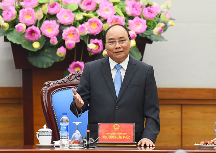 thu tuong nguyen xuan phuc gap doan nha bao tham du chuong trinh nha bao dong hanh cung doanh nghiep