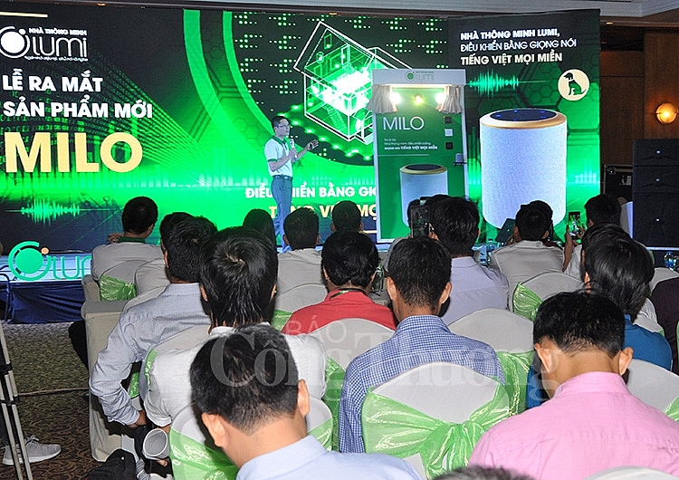 Ra mắt loa thông minh điều khiển nhà bằng giọng nói tiếng Việt