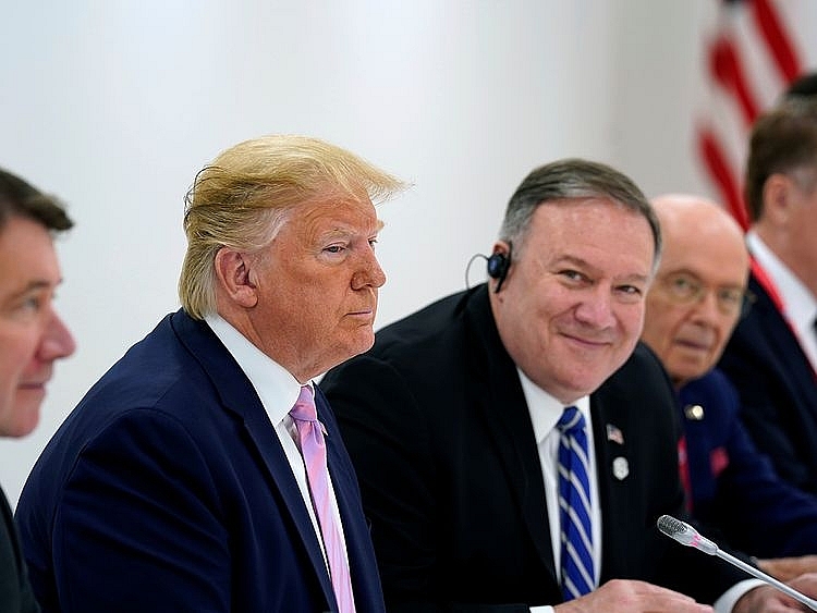 tong thong trump khong voi vang trong van de iran