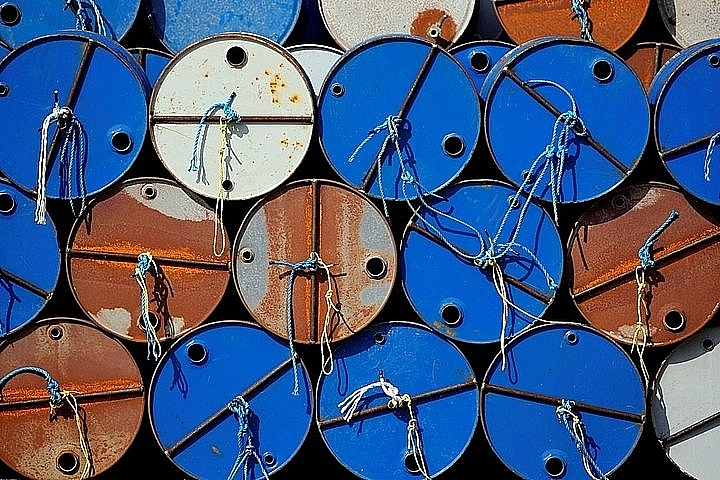 Giá dầu hôm nay 1/12 quay đầu giảm ngóng tin từ OPEC+ 4823-ynh-feature