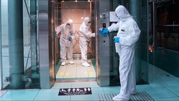 UAE hỗ trợ hơn 1.000 tấn hàng giúp chống dịch Covid-19 uae ho tro hon 1000 tan hang giup chong dich covid 19