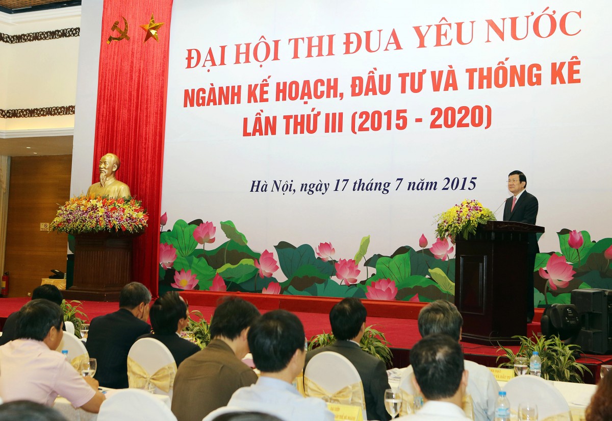 Sáng 17/7/2015, tại Hà Nội, Bộ Kế hoạch và Đầu tư tổ chức Đại hội Thi đua yêu nước ngành Kế hoạch, Đầu tư và Thống kê lần thứ III (2015-2020). Chủ tịch nước Trương Tấn Sang đến dự và phát biểu tại Đại hội. Ảnh: Nguyễn Khang – TTXVN