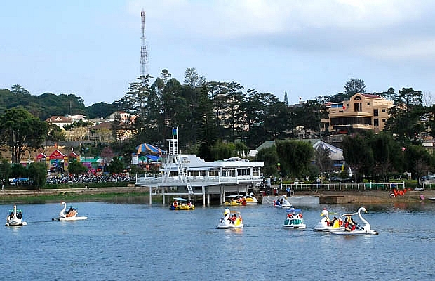 kham pha nhung dia diem du lich noi tieng o da lat