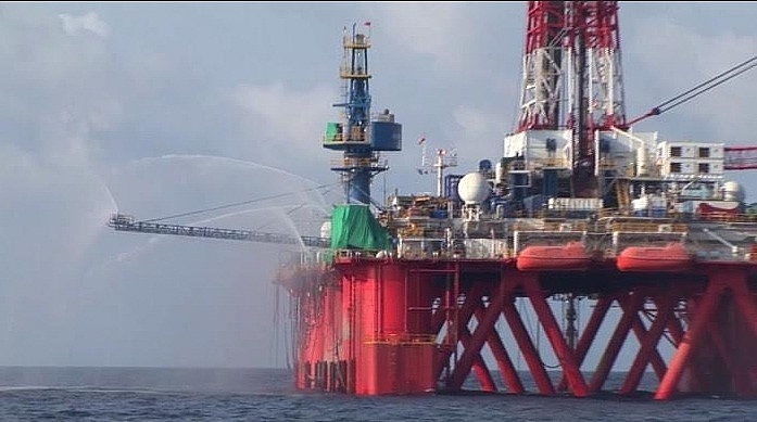 rosneft xin uu dai 40 ty usd tien thue tai cac mo bac cuc