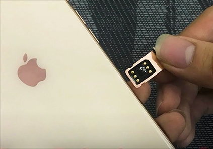 iPhone khóa mạng quay đầu tăng giá