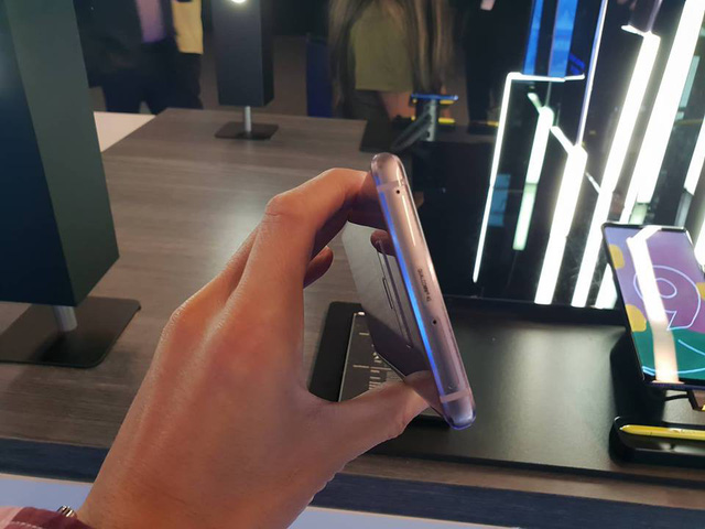 can canh galaxy note9 co cau hinh manh me but s pen doc dao