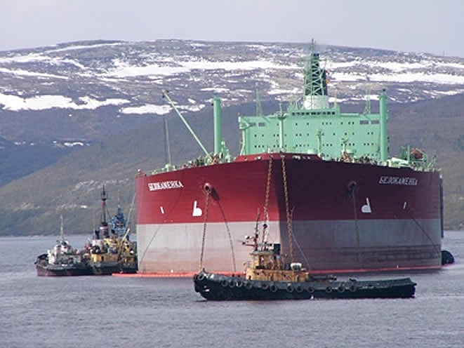 Tòa án ủng hộ Lukoil trong một vụ tranh chấp với Rosneft toa an ung ho lukoil trong mot vu tranh chap voi rosneft