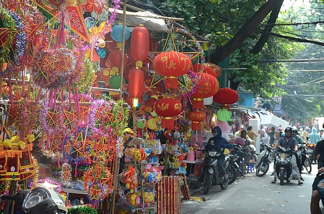 kham pha thien duong mua sam hot nhat dip trung thu o ha noi