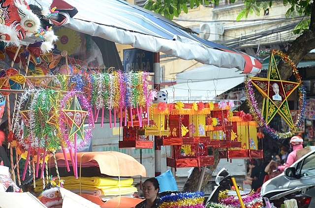 kham pha thien duong mua sam hot nhat dip trung thu o ha noi