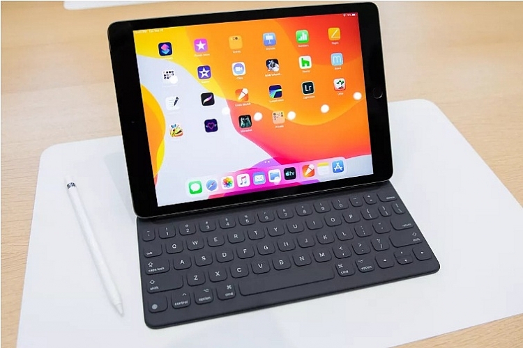 ipad 102 inch su dung nhieu linh kien doi cu