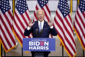 Ứng viên Biden tố Tổng thống Trump kích động bạo lực