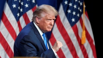 Twitter khóa bài của Tổng thống Trump vì thông tin sai về bầu cử
