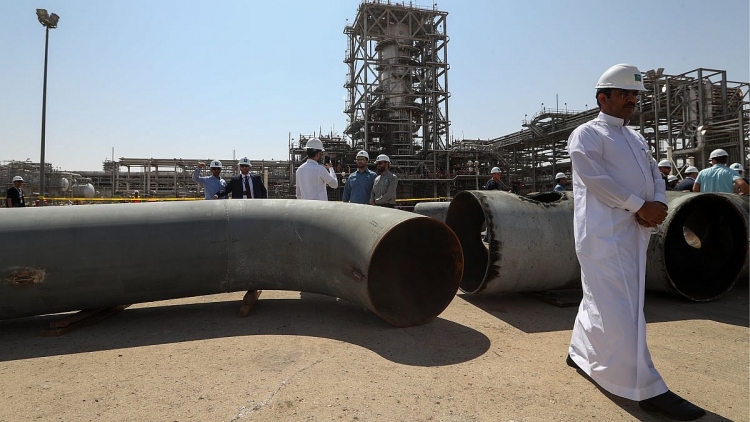 a-rap-xe-ut-dieu-chinh-gia-ban-dau-thang-11