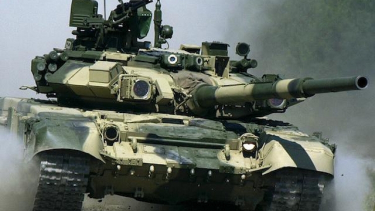 an do mua gan 500 xe tang chien dau t 90 cua nga