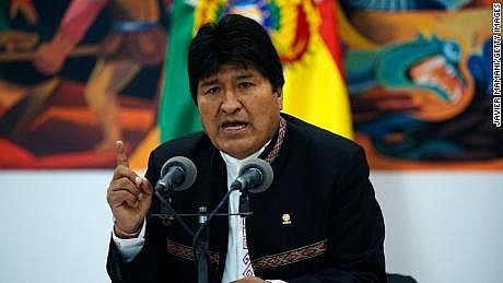 bolivia ra du luat ngan cuu tong thong morales tai tranh cu