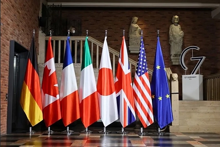 G7 và Australia thống nhất áp giá cố định với dầu Nga