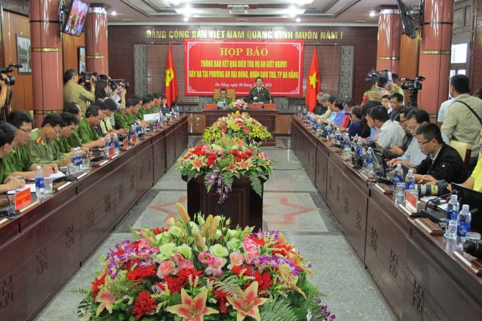 nguoi trung quoc thanh toan nhau do mau thuan lam an