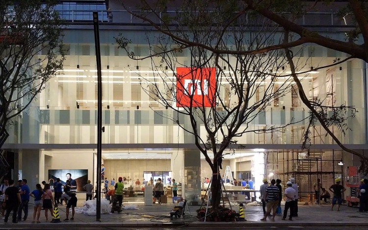 ong lei jun tu chuc chu tich xiaomi