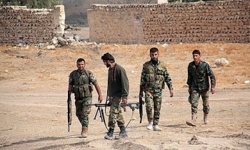 Chiến đấu cơ không xác định đánh bom căn cứ Iran ở Syria?