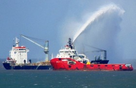 Tàu nước ngoài bốc cháy trên biển Vũng Tàu